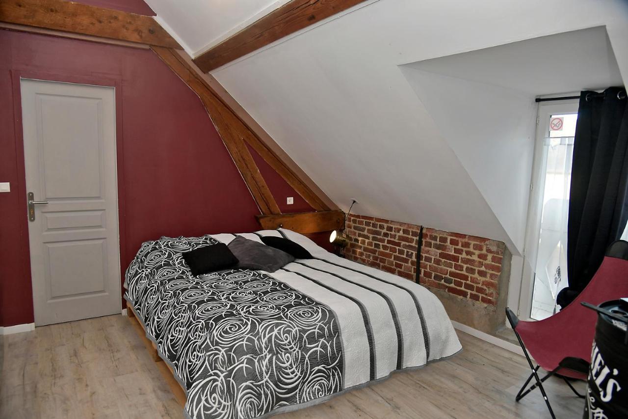 Bed and Breakfast Les Colombines Hombleux Экстерьер фото
